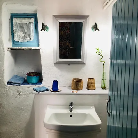 فيلة Thimari Andros Áyios Pétros