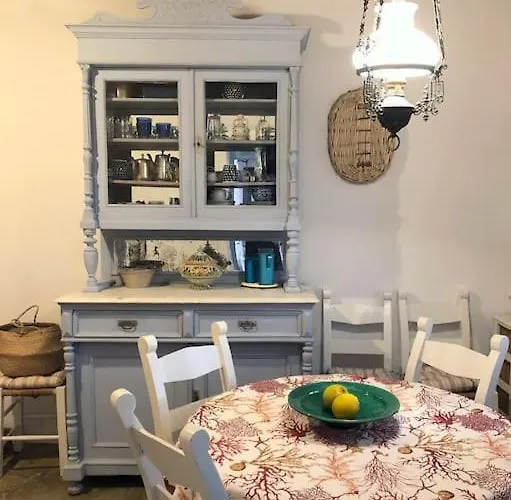 Thimari Andros Áyios Pétros