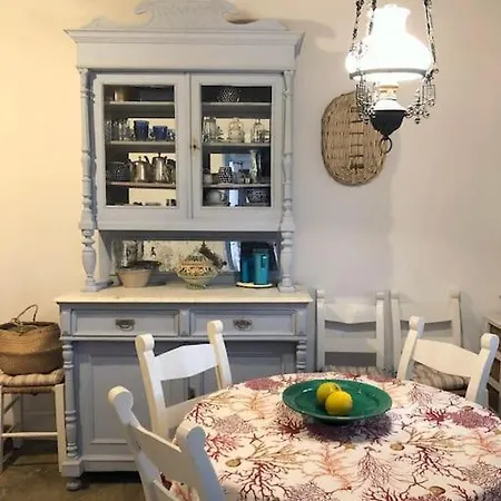 Thimari Andros Áyios Pétros